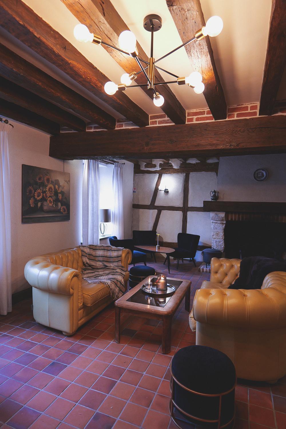 Auberge Du Cheval Blanc - Teritoria Selles-Saint-Denis Exterior foto